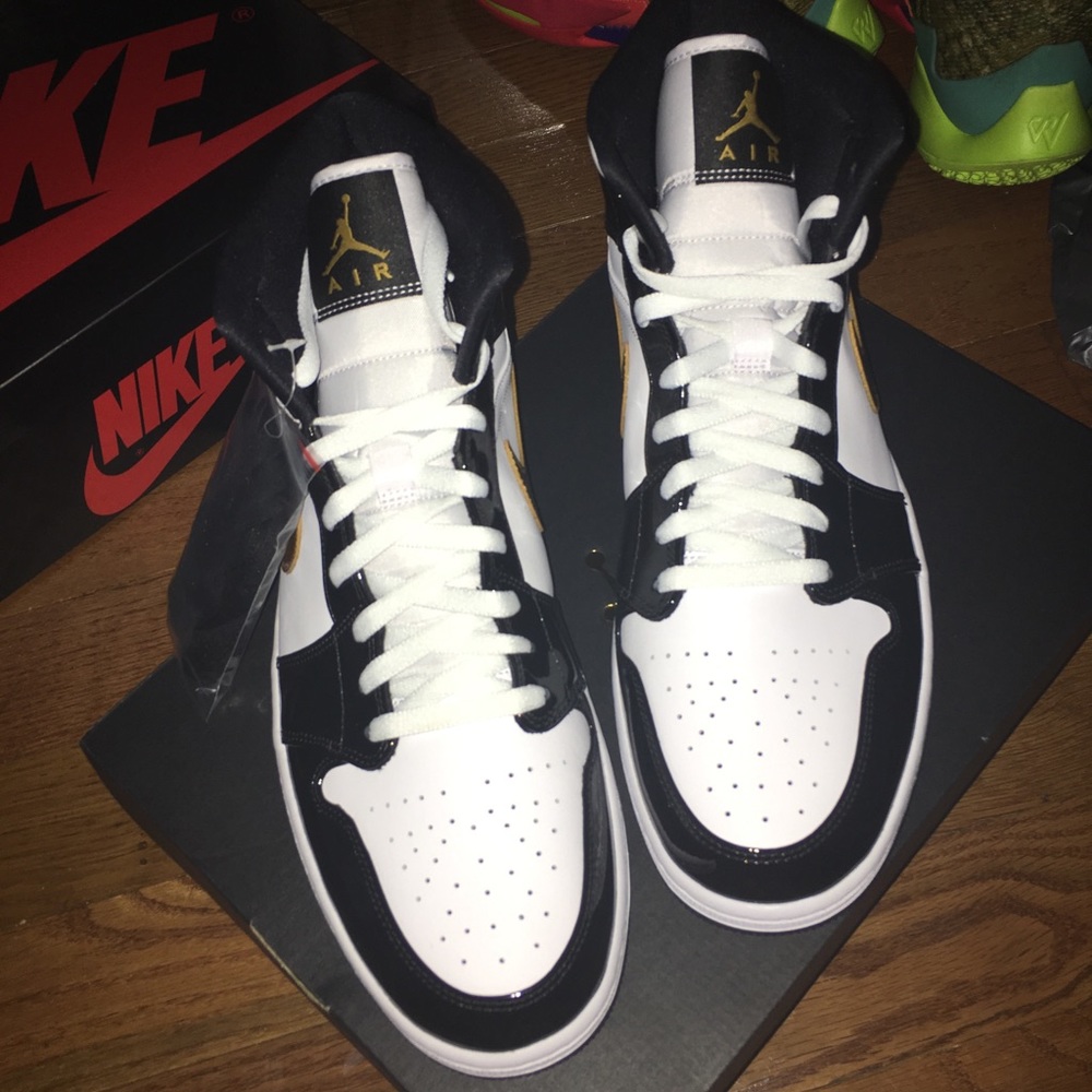 Air Jordan 1s